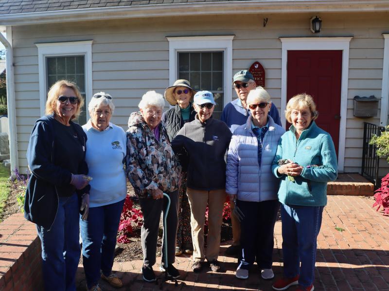 The St. Peter’s Weeders comprise (l-r) Brenda Mitchell, Lynda Dunham, Tracy Mulveny, head gardener Helen Waite, Karen Fischer, Ernie Soffronoff, Anne Broomfield and Carole Somers. Not shown are Denise Emery, Betsy Hansot, Patty Soffronoff, Michael Seifort and Harvey Holthaus. BILL SHULL PHOTOS